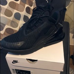 Air Max Nike 270 Women’s 8 1/2 Men’s 7 Black